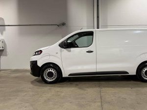 Wyposażenie specjalne, ujęcie 4 — Citroën E-JUMPY L2 50 kWh 230km WLTP z 2024 roku