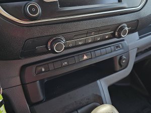 Wyposażenie specjalne wnętrza — Citroën JUMPY 2.0 L2 Navi Lm-Velgen AC z 2020 roku