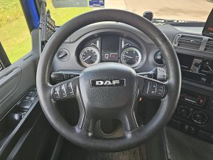 Wyposażenie specjalne wnętrza, ujęcie 2 — DAF CF 400 TAILLIFT z 2017 roku