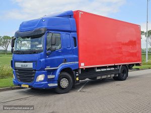 Strona kierowcy z przodu — DAF CF 400 TAILLIFT z 2017 roku