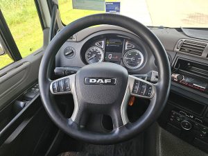 Wyposażenie specjalne wnętrza — DAF CF 450 LZV z 2019 roku