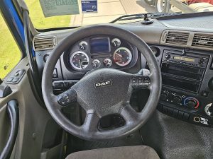 Wyposażenie specjalne wnętrza, ujęcie 2 — DAF CF 85.360 FAS 6X2 EEV z 2009 roku