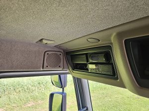 Wyposażenie specjalne wnętrza — DAF LF 210 TIJHOF z 2020 roku