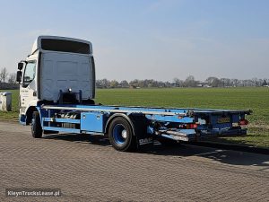 Strona kierowcy z tyłu — DAF LF 55.180 11.9T AIRCO 3 SEATS z 2011 roku