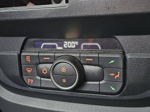 Wyposażenie specjalne wnętrza, ujęcie 6 — DAF XF 450 FAN 6X2 STEERAXLE z 2019 roku