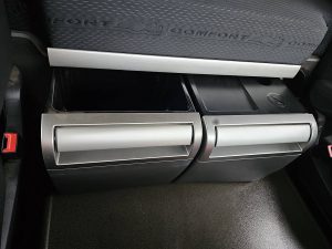 Wyposażenie specjalne wnętrza — DAF XF 450 FAN 6X2 STEERAXLE z 2019 roku