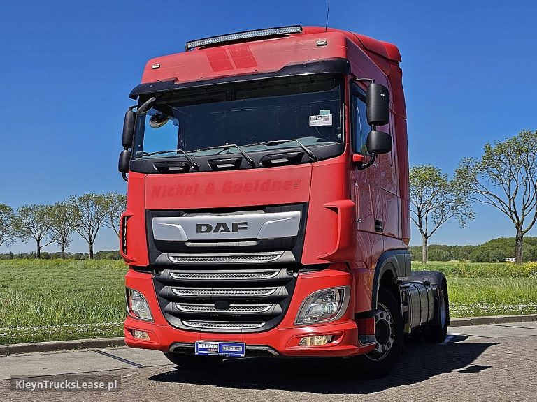 DAF XF 480 z 2018 roku, ciągnik siodłowy z zagranicy — przód pojazdu