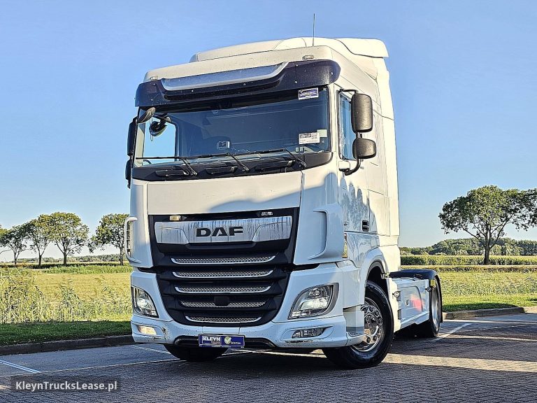 DAF XF 480 z 2021 roku, ciągnik siodłowy z zagranicy — przód pojazdu