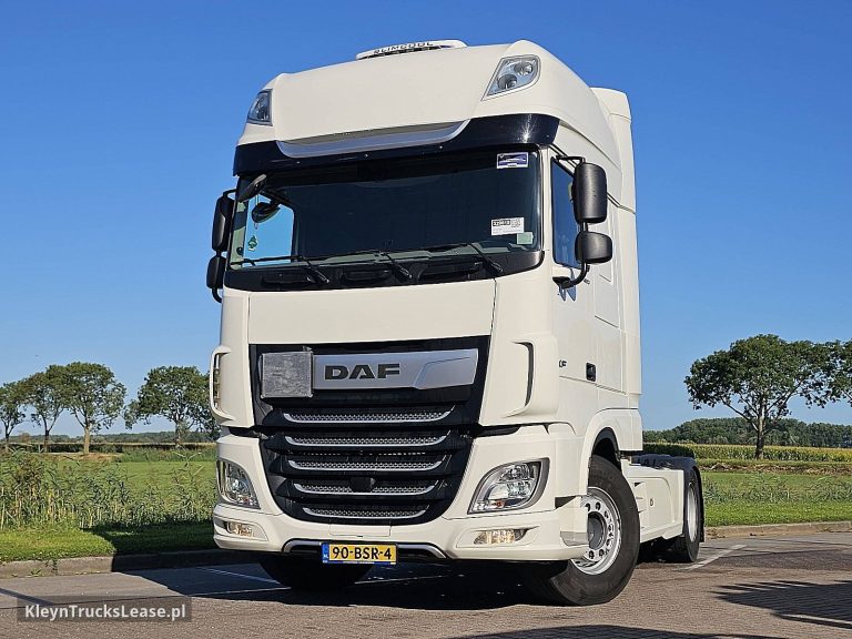 DAF XF 480 z 2022 roku, ciągnik siodłowy z zagranicy — przód pojazdu