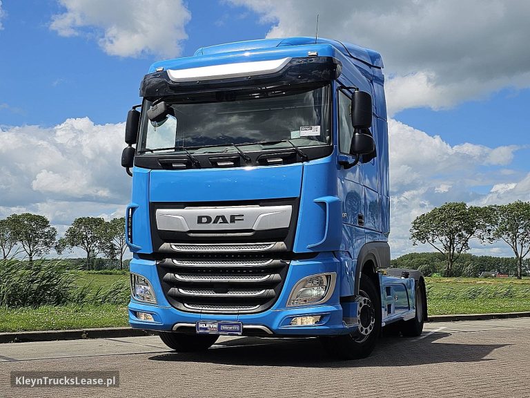 DAF XF 480 z 2022 roku, ciągnik siodłowy z zagranicy — przód pojazdu