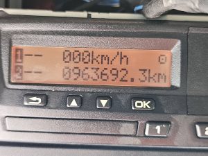 Licznik przebiegu — DAF XF 480 6X2 FAN WB530 z 2018 roku