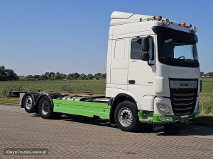 Strona pasażera z przodu — DAF XF 480 FAR CLEAN MANUAL z 2021 roku