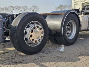 Opony z dobrym bieżnikiem, ujęcie 2 — DAF XF 480 SSC FAR z 2021 roku