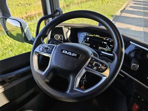 Wyposażenie specjalne wnętrza, ujęcie 3 — DAF XF 530 NGD z 2022 roku