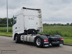Strona kierowcy z tyłu — DAF XG 480 z 2023 roku