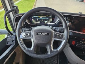 Wyposażenie specjalne wnętrza, ujęcie 3 — DAF XG 480 6X2 INTARDER WB 505 z 2022 roku