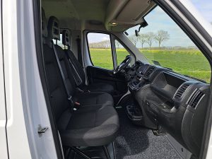 Wnętrze kabiny — Fiat DUCATO MAXI XXL ac EURO6 z 2023 roku