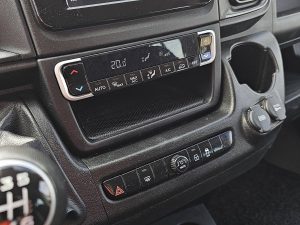 Wyposażenie specjalne wnętrza — Fiat DUCATO MAXI XXL ac EURO6 z 2023 roku
