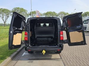 Przestrzeń ładunkowa — Fiat SCUDO 2.0 dc ac aut EURO6 z 2024 roku