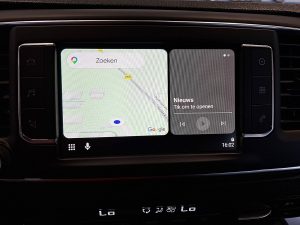 Ekran z Apple CarPlay — Fiat SCUDO 2.0 dc ac aut EURO6 z 2024 roku