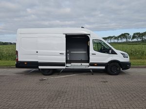 Drzwi boczne przestrzeni ładunkowej — Ford TRANSIT 350 L4H3 Navi Camera z 2024 roku