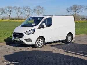 Strona kierowcy z przodu — Ford TRANSIT CUSTOM 2.0 L1H1 LIMITED 130Pk! z 2022 roku