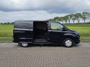 Drzwi boczne przestrzeni ładunkowej — Ford TRANSIT CUSTOM 2.0 L1H1 Navi Trekhaak ! z 2024 roku