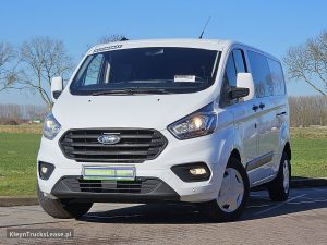 Przód pojazdu — Ford TRANSIT CUSTOM 2.0 L2H1 Dubbele Cabine z 2022 roku