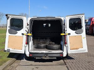 Przestrzeń ładunkowa — Ford TRANSIT CUSTOM 2.0 L2H1 Dubbele Cabine z 2022 roku