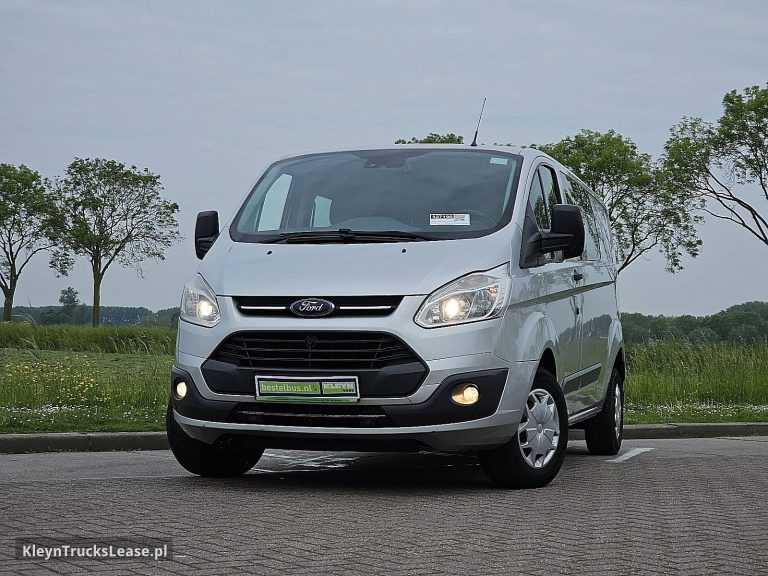 Ford TRANSIT CUSTOM dubbel cabine EURO6 z 2017 roku, blaszak z zagranicy — przód pojazdu