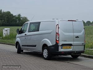 Strona kierowcy z tyłu — Ford TRANSIT CUSTOM dubbel cabine EURO6 z 2017 roku
