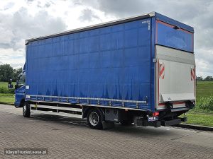 Strona kierowcy z tyłu — Fuso CANTER 7C18 MANUAL AIRCO LIFT z 2020 roku