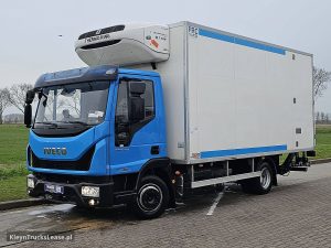 Strona kierowcy z przodu — Iveco 75E18 EUROCARGO ATP z 2018 roku