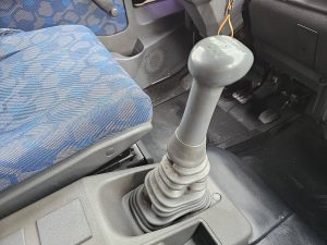 Wyposażenie specjalne — Iveco 80E17 EUROCARGO NL TRUCK MANUAL z 2004 roku