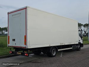 Strona pasażera z tyłu — Iveco 80E18 EUROCARGO 80-190L EUROCARGO z 2022 roku