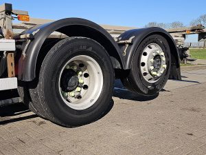 Opony z dobrym bieżnikiem — Iveco AS260S42 STRALIS 6X2 INTARDER ALCOA'S z 2018 roku