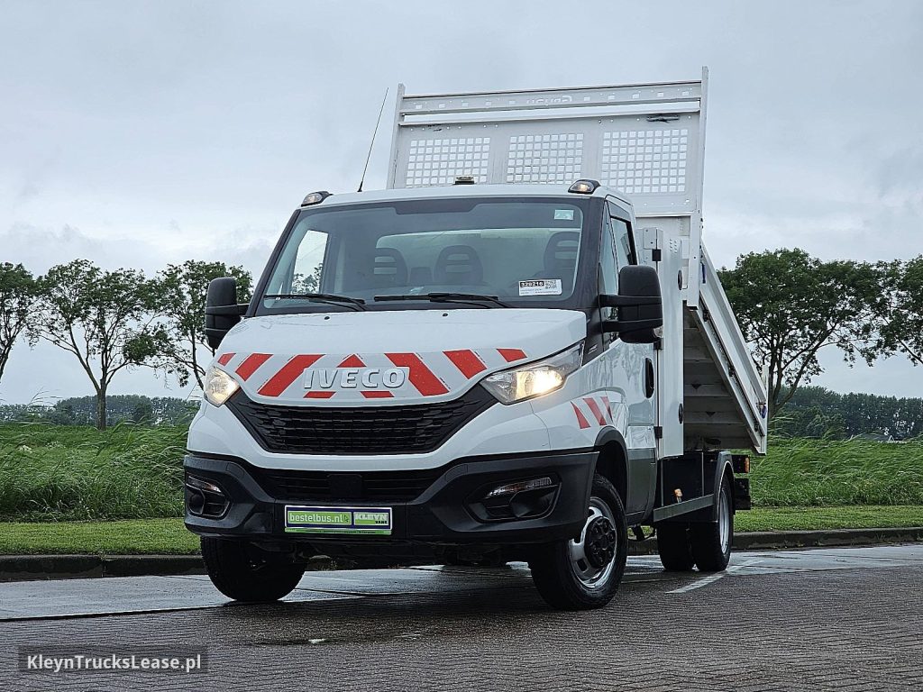 Iveco DAILY 35C14 Kipper Kist AC Euro6 z 2021 roku, wywrotka z zagranicy — przód pojazdu