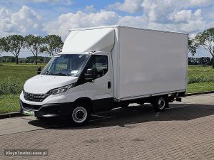 Strona kierowcy z przodu — Iveco DAILY 35S18 Bakwagen Laadklep! z 2021 roku