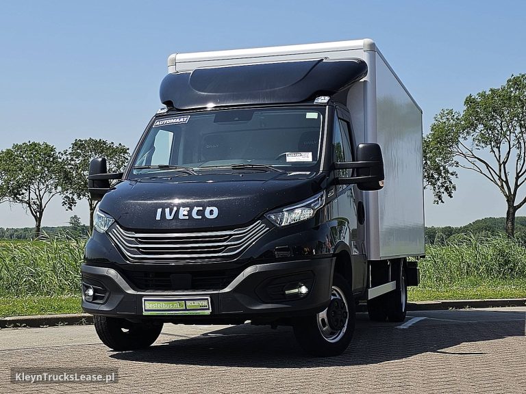 Iveco DAILY 40C18 3.0ltr ac aut EURO6 z 2024 roku, kontener z zagranicy — przód pojazdu