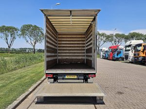 Przestrzeń ładunkowa — Iveco DAILY 50C18 Bakwagen N1 3.0Ltr z 2021 roku