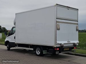 Strona kierowcy z tyłu — Iveco DAILY 50C18 Bakwagen N1 3.0Ltr z 2021 roku
