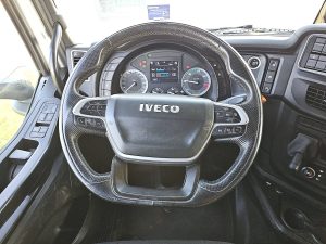 Wyposażenie specjalne wnętrza, ujęcie 4 — Iveco S-WAY AS260S57 570 6X2 INTARDER z 2021 roku