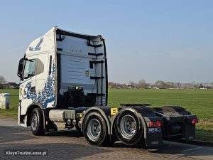 Strona kierowcy z tyłu — Iveco S-WAY AS260S57 570 6X2 INTARDER z 2021 roku