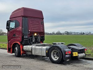 Strona kierowcy z tyłu — Iveco S-WAY AS440S48 z 2020 roku