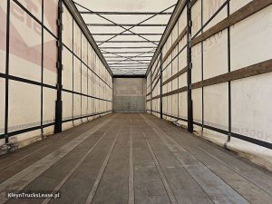 Przestrzeń ładunkowa — Kogel SN 24 HARD WOOD FLOOR z 2020 roku