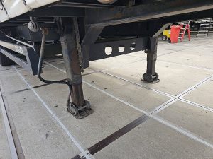 Wyposażenie specjalne — Kogel SN 24 HARD WOOD FLOOR z 2020 roku