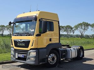 Strona kierowcy z przodu — MAN 18.400 TGS z 2020 roku