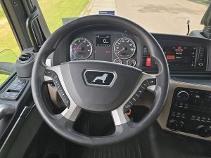 Wyposażenie specjalne wnętrza, ujęcie 2 — MAN 18.430 TGS 4x4 z 2021 roku