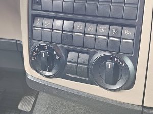 Wyposażenie specjalne wnętrza, ujęcie 3 — MAN 18.430 TGS 4x4 z 2021 roku