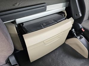 Wyposażenie specjalne wnętrza — MAN 18.430 TGS 4x4 z 2021 roku